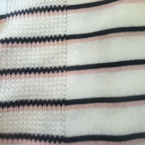 Tommy Hilfiger Woman’s White Pink & Blue Striped Oversized Short Sleeve Sweater - Picture 3 of 7